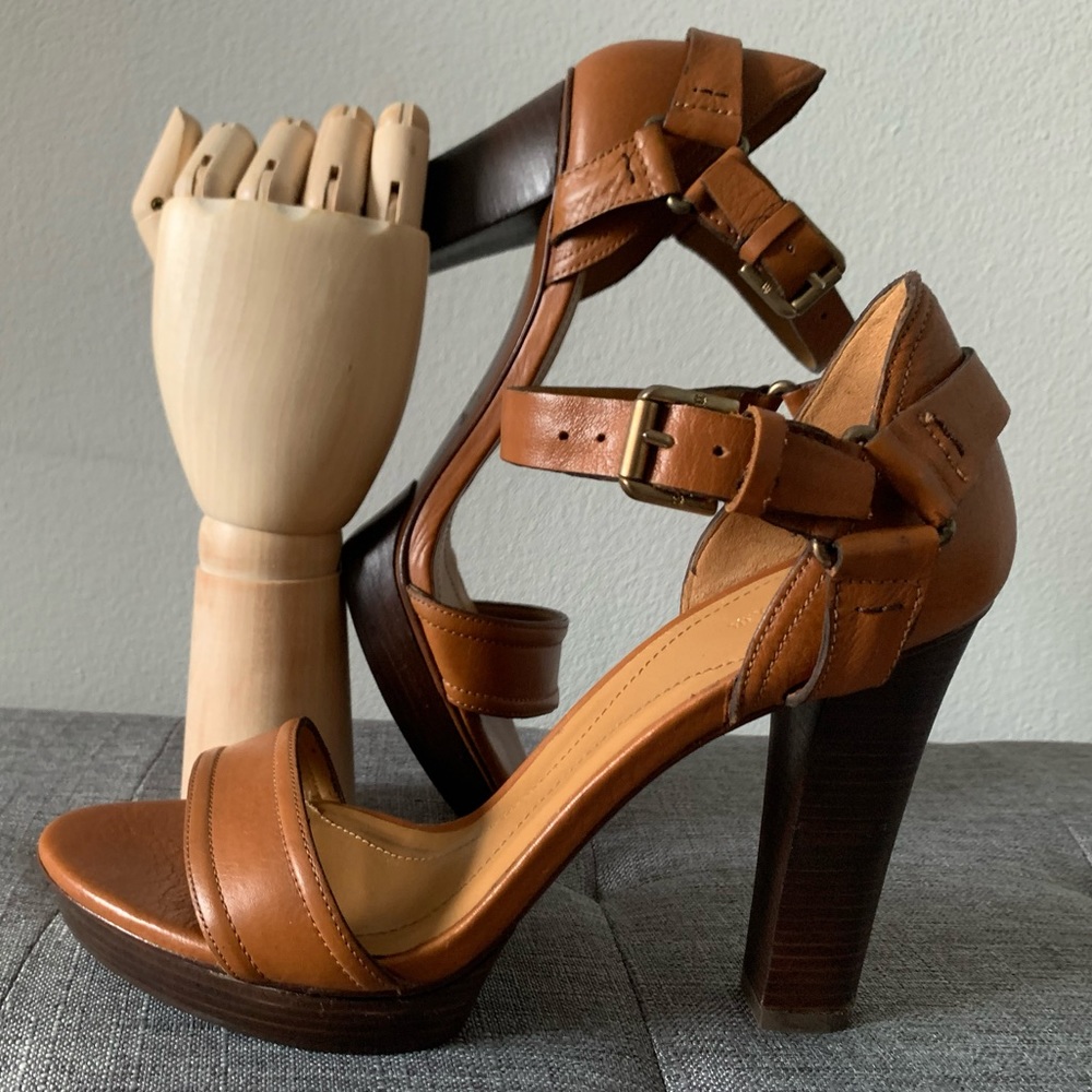 NEW Massimo Dutti tan leather high heel sandals